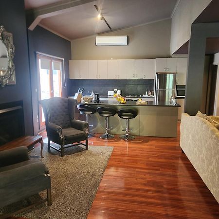 Montrose Barn House- Entire Home エクステリア 写真