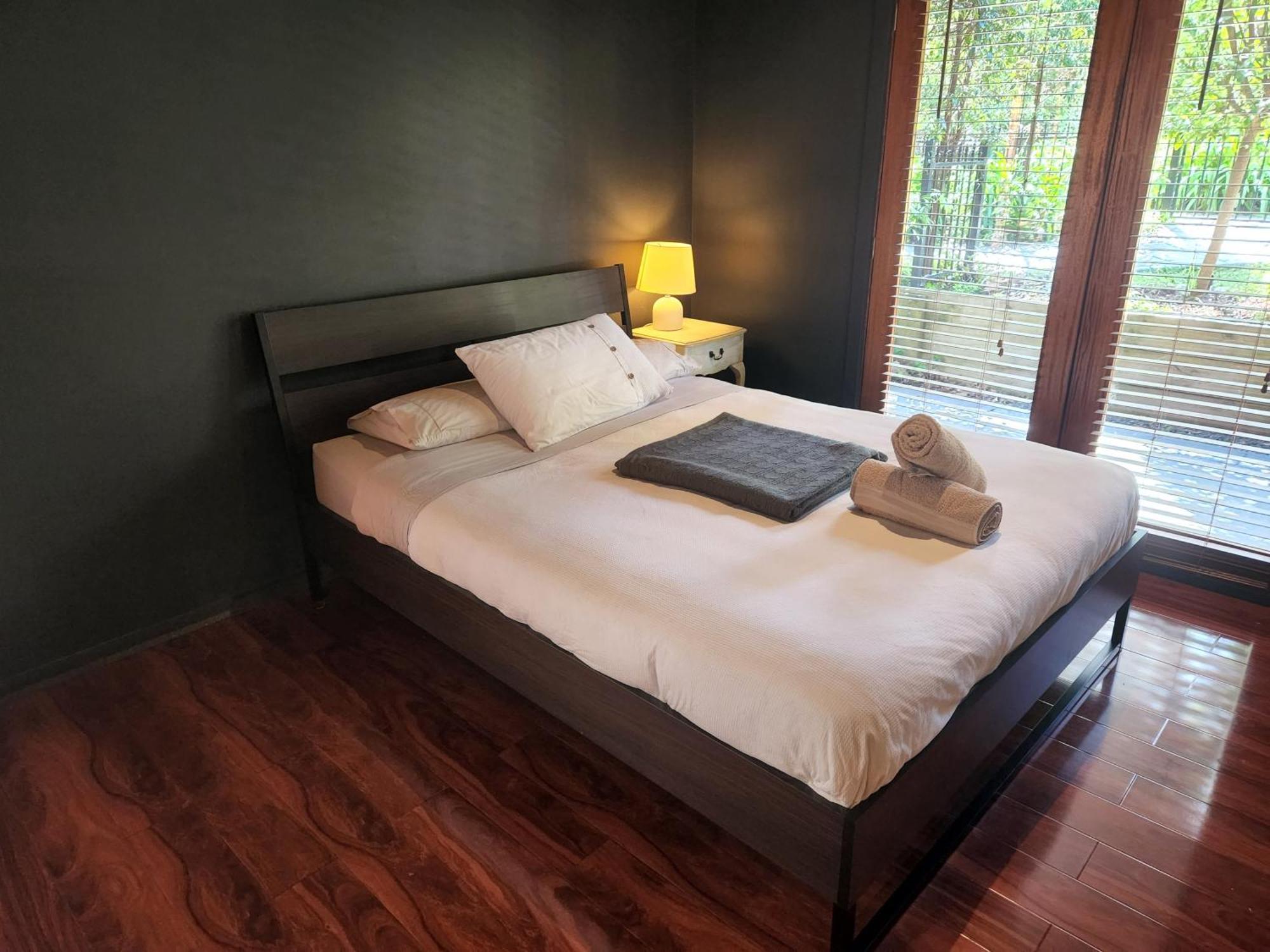 Montrose Barn House- Entire Home エクステリア 写真