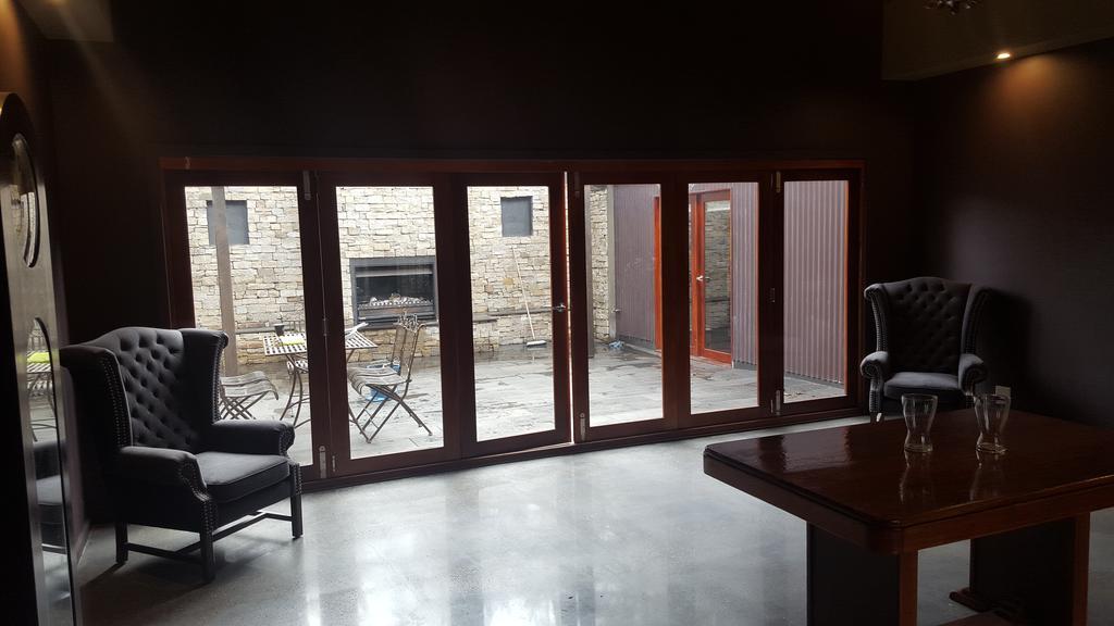 Montrose Barn House- Entire Home エクステリア 写真